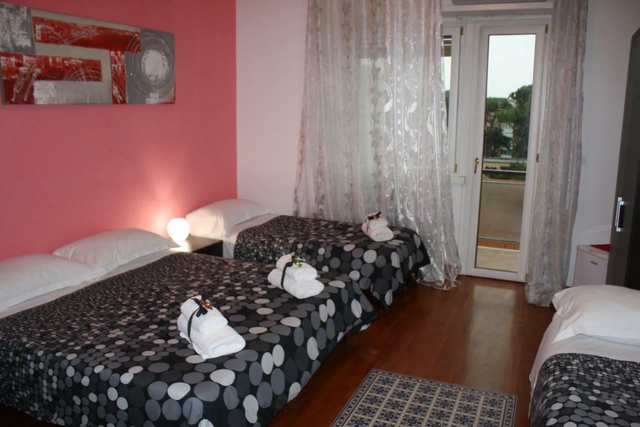 Cornelia Relais Bed & Breakfast Rome Exterior photo